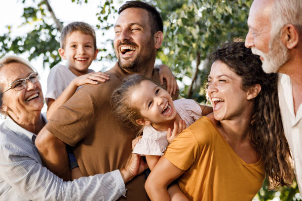 Happy Family :Pourquoi est-il important de travailler sur le bonheur familial ?